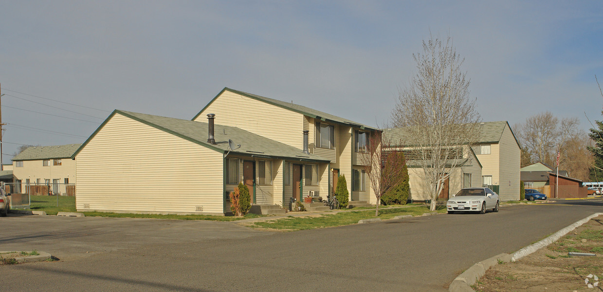 Quail Ridge Apartments - Quail Ridge