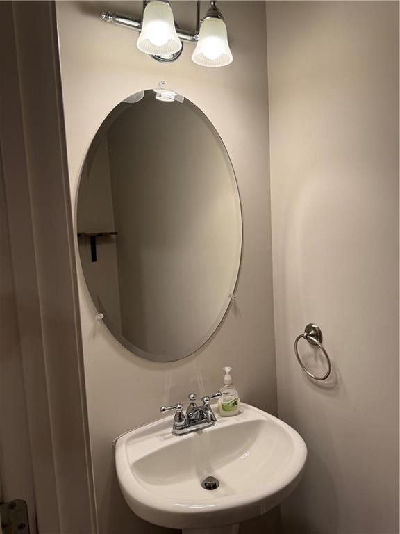 Foto del edificio - 228 Ridge Mill Dr