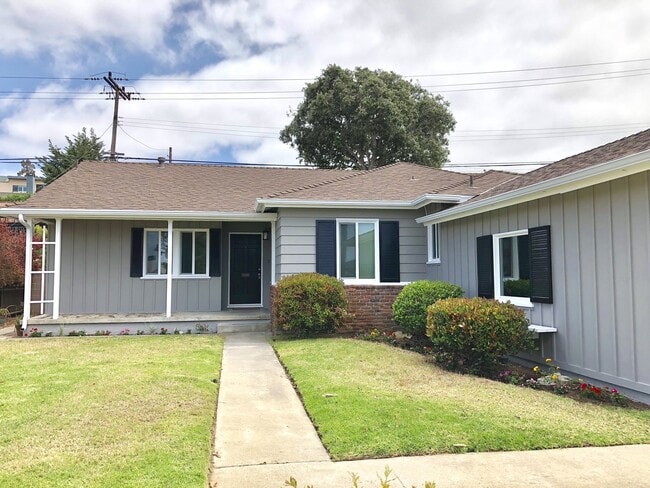 Building Photo - South Redondo - Riviera Village - Quiet an...