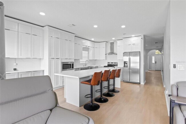 Building Photo - 13646 Hawk Lake Dr