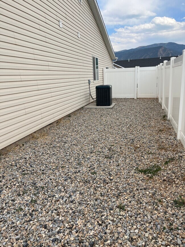 Foto del edificio - 2155 N 550 W