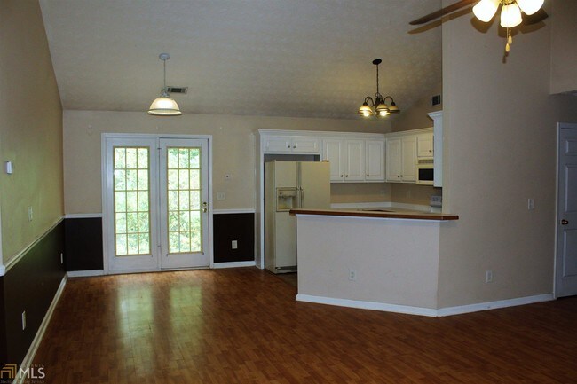 Foto del edificio - 100 Wynfield Dr