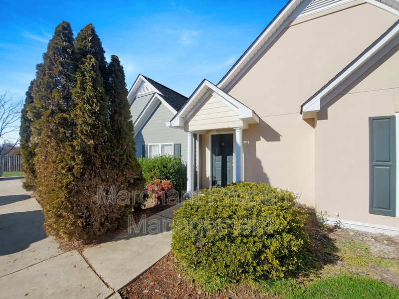 10 Whitfield Way, Greer, SC 29651 Condo for Rent in Greer, SC