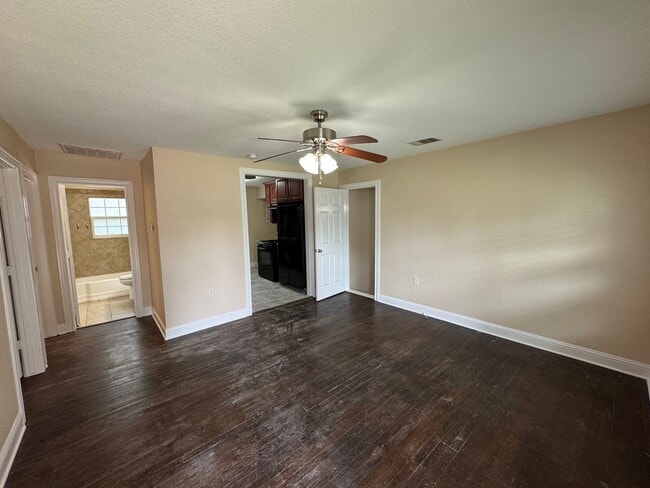 Building Photo - Cozy 3 Bedroom in the Heart of Waco