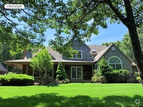 Building Photo - 19 Grape Arbor Ln