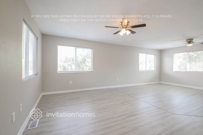 Foto del edificio - 1850 W Mosier Pl