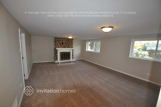 Building Photo - 17342 Oriole Ave