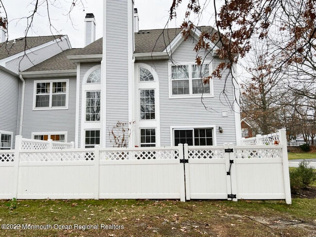 Building Photo - 11 Painted Wagon Rd