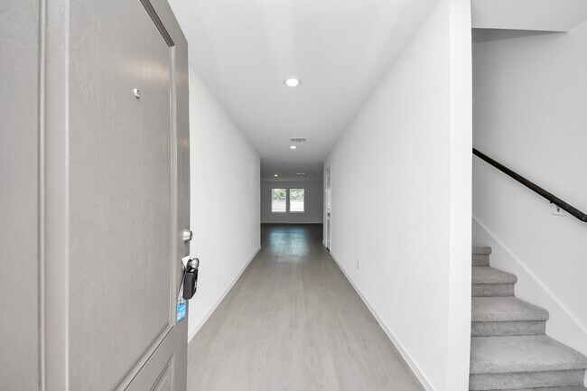 Foto del edificio - 2931 Summer Breeze Wy