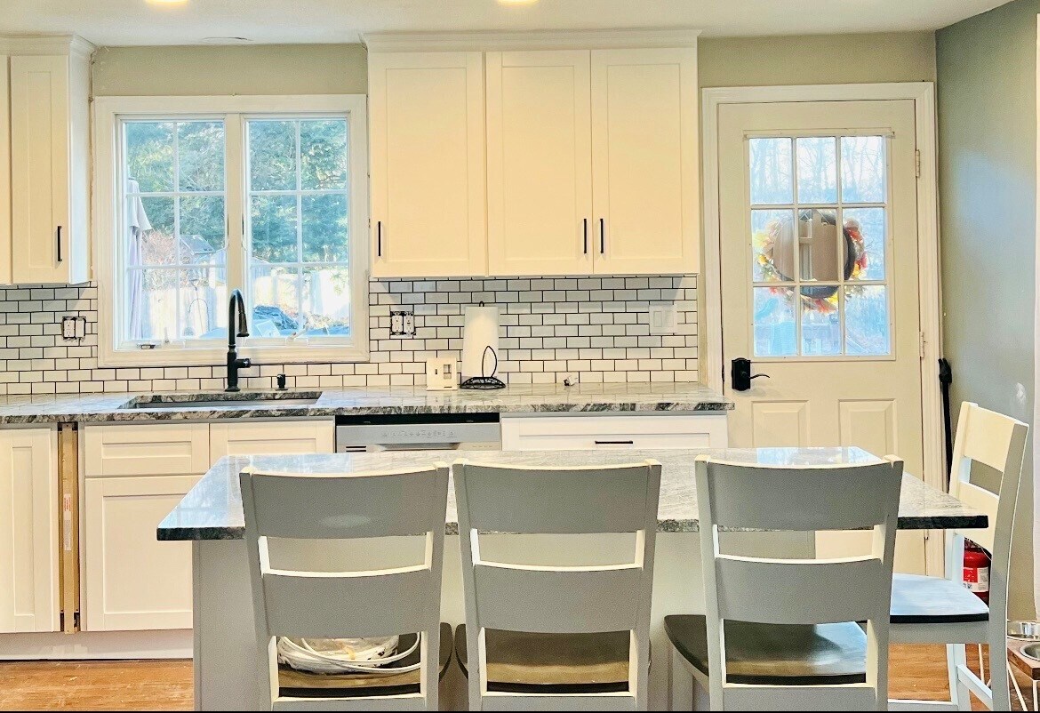 Foto del edificio - 94 White Fox Rd