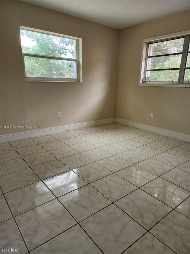 Foto del edificio - 3 br, 2 bath House - 1373 NE 146th St