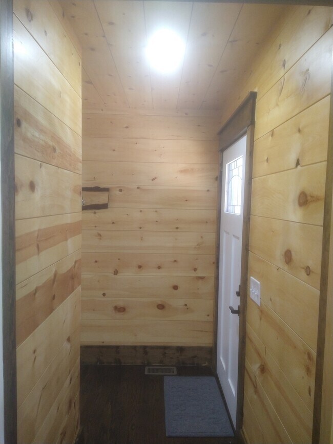 Foto del edificio - 63 Redwood Ln