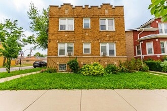 Building Photo - 5510 W Barry Ave