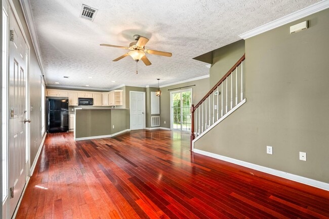 Foto del edificio - 4264 Live Oak Dr