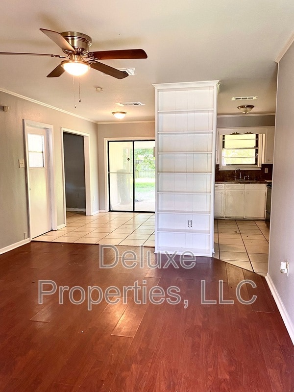 Building Photo - 1666 North Rosedale Drive