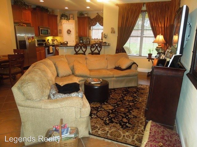 Foto del edificio - 1365 Benevolent St