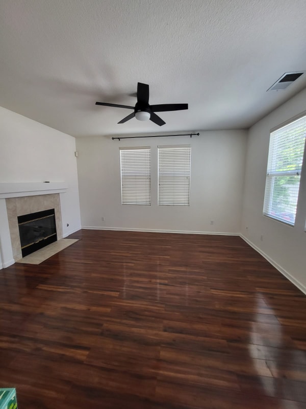 Building Photo - 949 Mason Ct