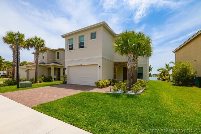 Building Photo - 713 NW Leonardo Cir