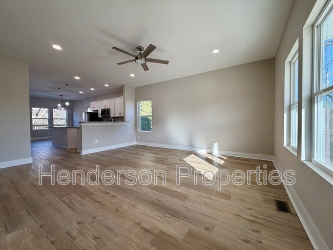 Foto del edificio - 75 Woodsdale Pl SE