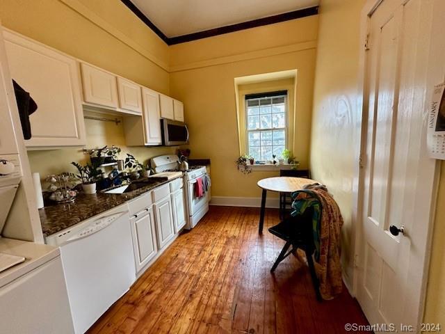 Building Photo - 73 Lyon St