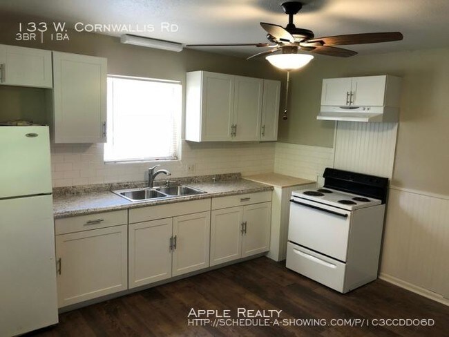 Building Photo - 3 bedroom in Durham NC 27707