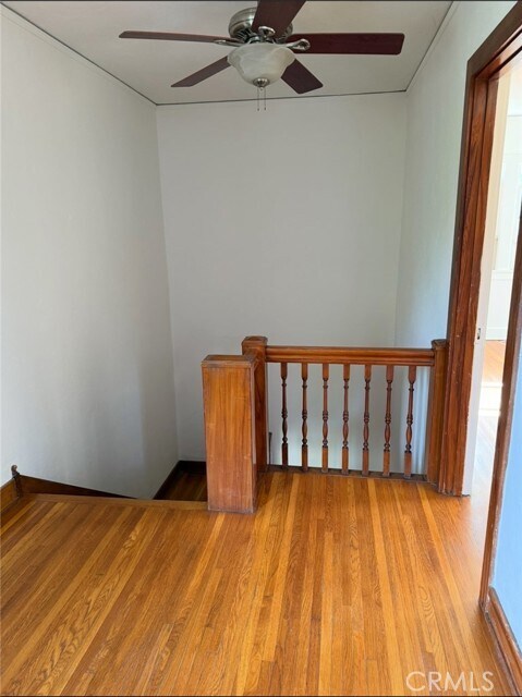 Foto del edificio - 405 W Brookdale Pl