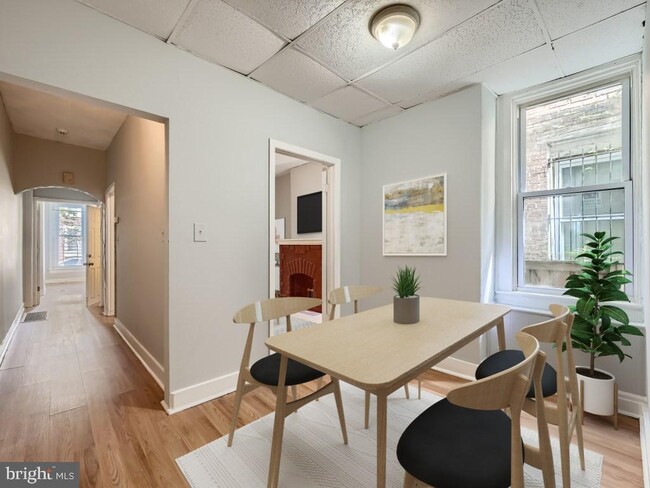 Building Photo - 407 N Collington Ave
