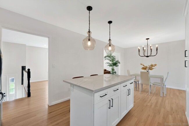 Building Photo - 29 Magellan Dr