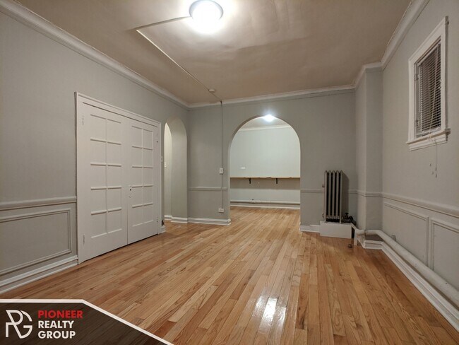 Foto del edificio - 546 W Surf St