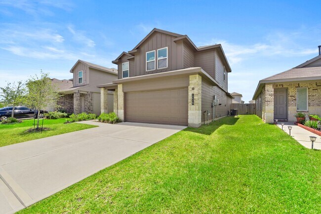 Foto del edificio - Energy-Efficient Home Near Bush Airport