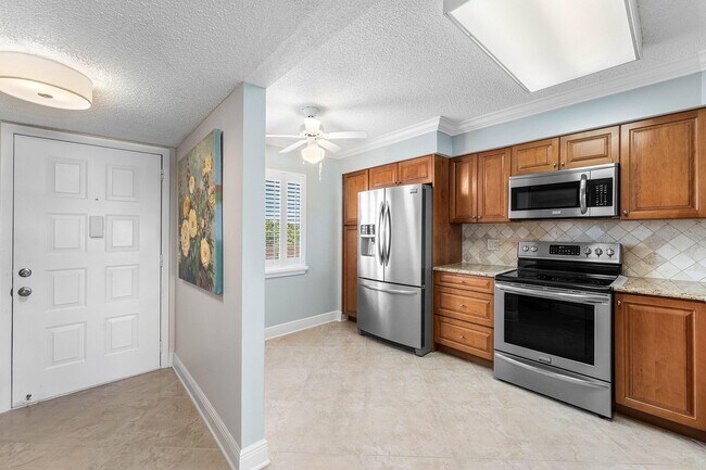 Foto del edificio - 7076 Huntington Ln