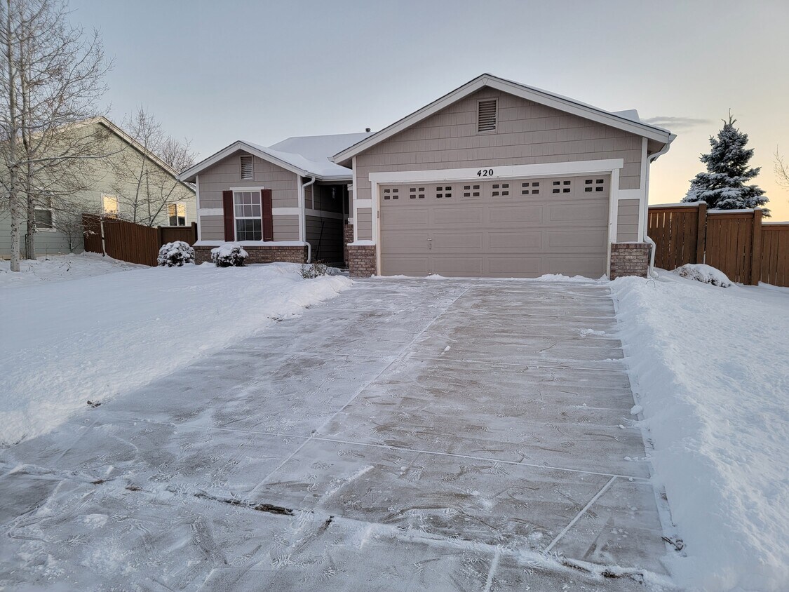 420 Elizabeth St, Dacono, CO 80514 House Rental in Dacono, CO