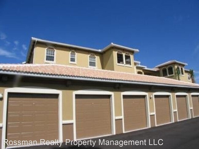 Building Photo - 3724 Agualinda Blvd