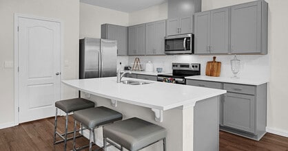 Building Photo - Reunion Crossing Townhomes