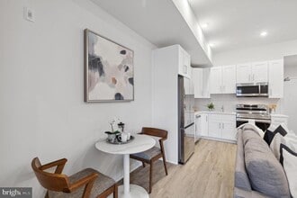 Building Photo - 1330 S Patton St Building Photo - 1330 S Patton St