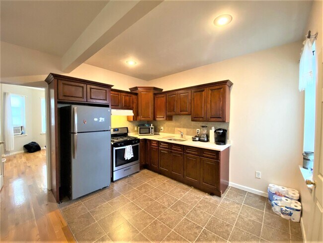Foto del edificio - 127 W 19th St