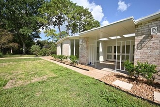 Building Photo - 14420 Westway Ln