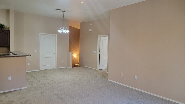 Foto del edificio - 18250 N 32nd St