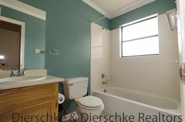 Foto del edificio - Affordable family home!