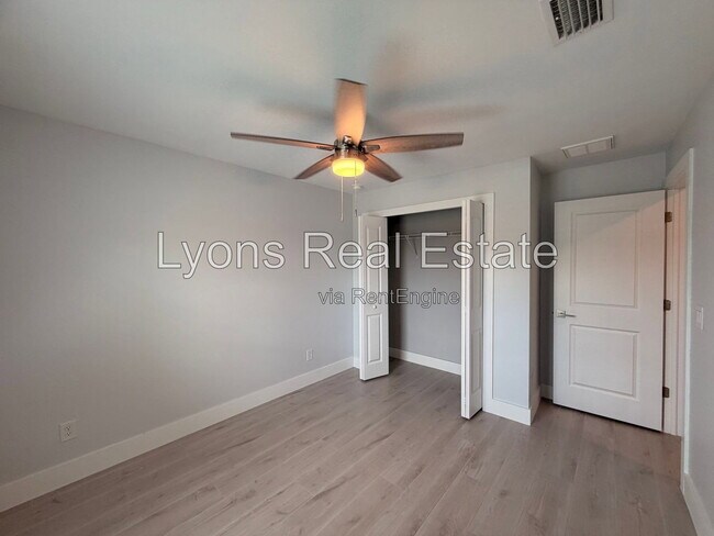 Foto del edificio - 231 SW 47th Terrace