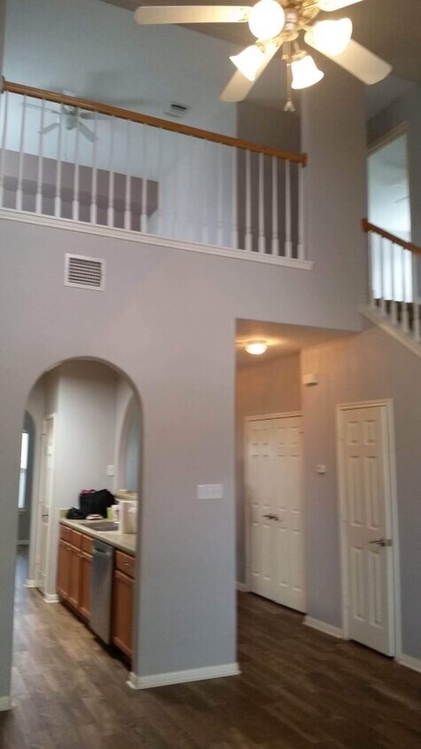 Foto del edificio - 105 Kathryn Cv