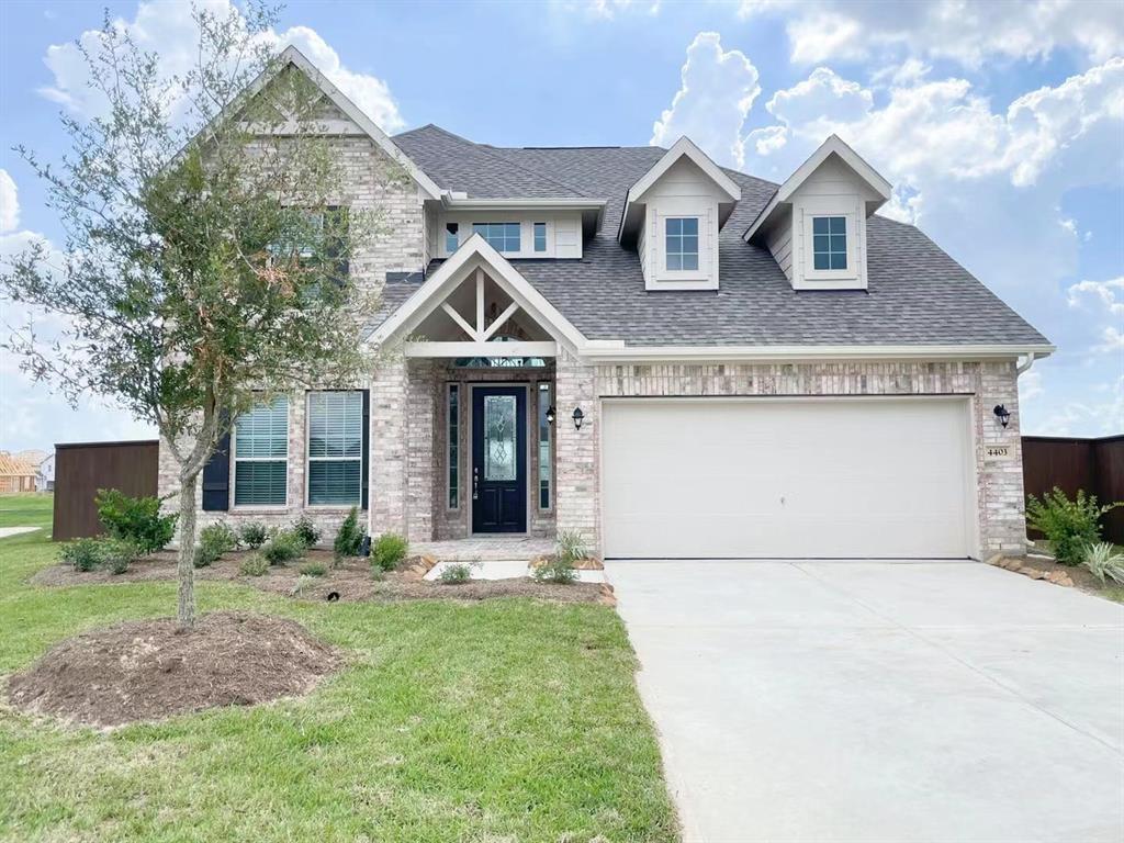 Primary Photo - 4403 Silvergrass Ln