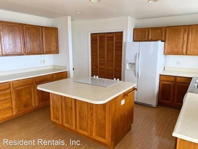Foto del edificio - 3 br, 3 bath House - 73-4153 Ka'alele Pl.