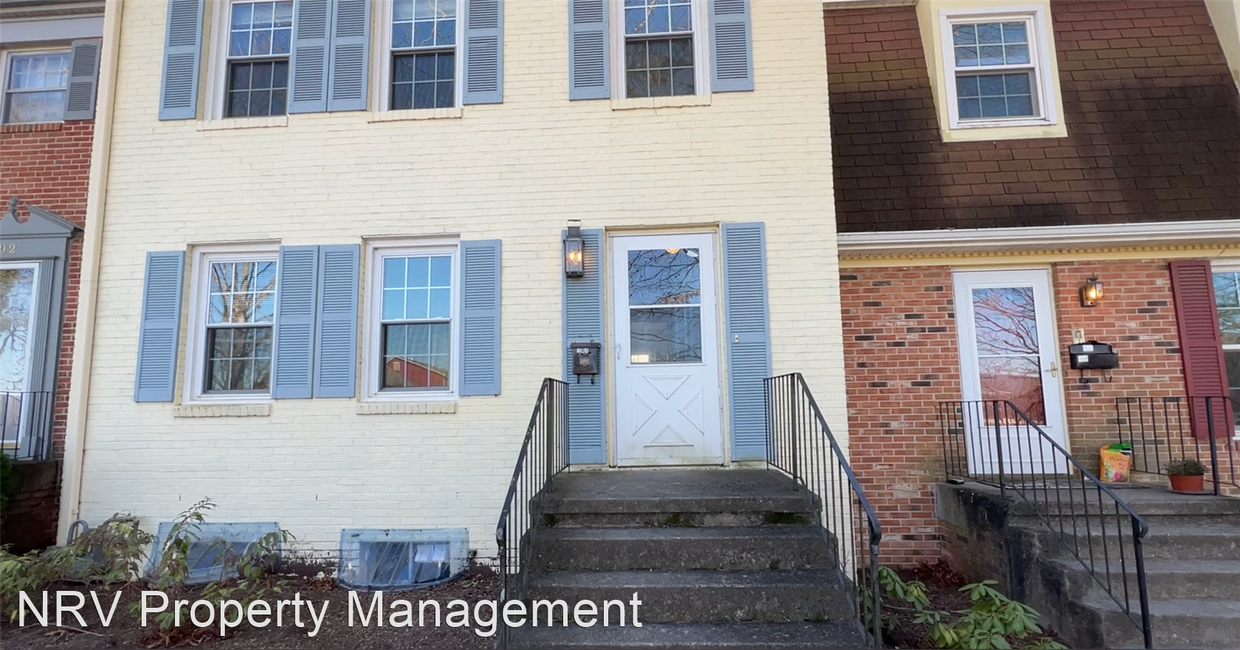 Foto principal - 4 br, 2.5 bath House - 103 Canterbury Court