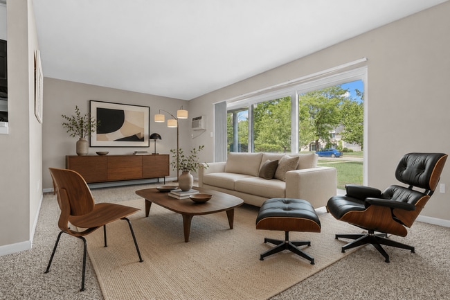Building Photo - Apple Ridge Apartments - Livonia, MI