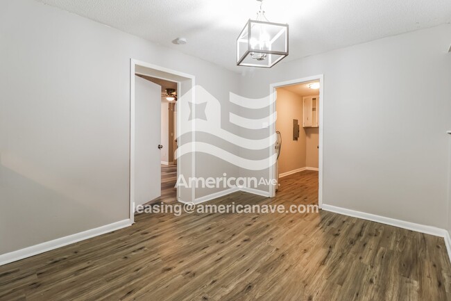 Building Photo - 84 Henry Ln