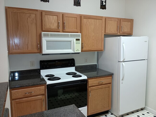 Building Photo - 4802 51st St W