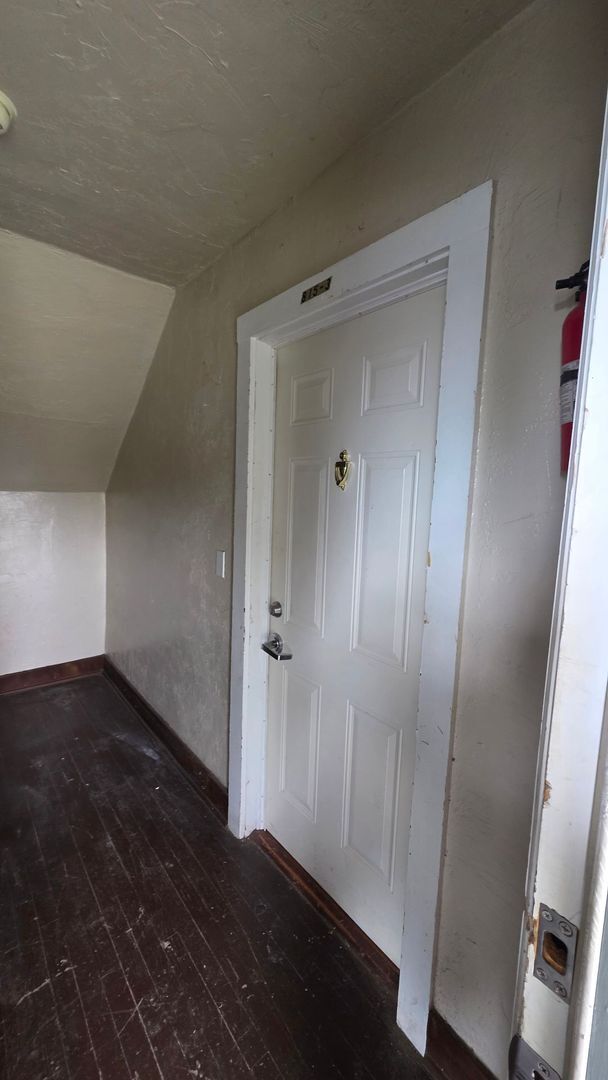 Photo - 815 N Brauer Ave Apartment