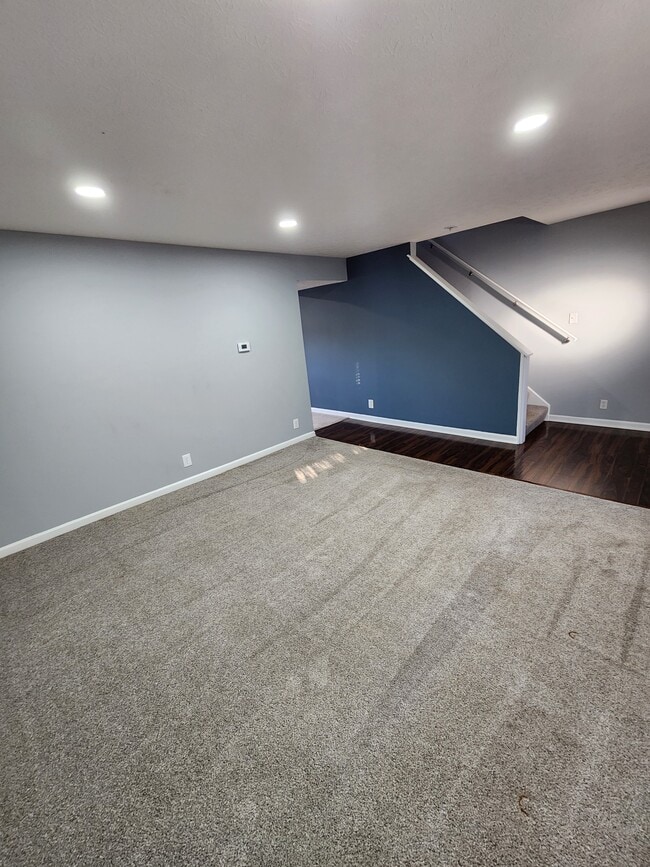 Building Photo - 8213 Briarhill Lane