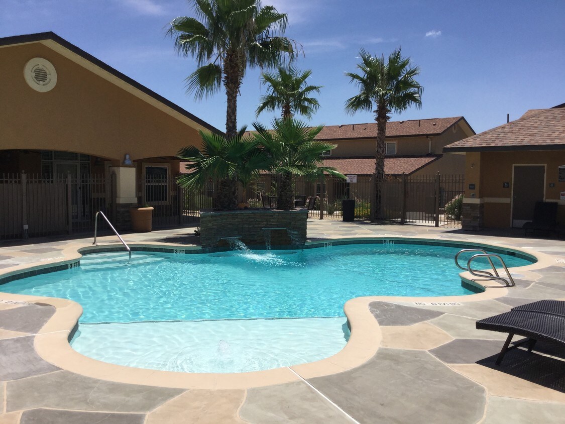 Eastside Crossings 2015 N Zaragoza Rd El Paso, TX Apartments for